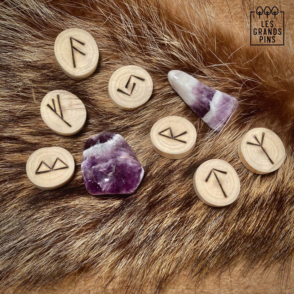 Runes Viking - Vieux Futhark - Bois d'Érable